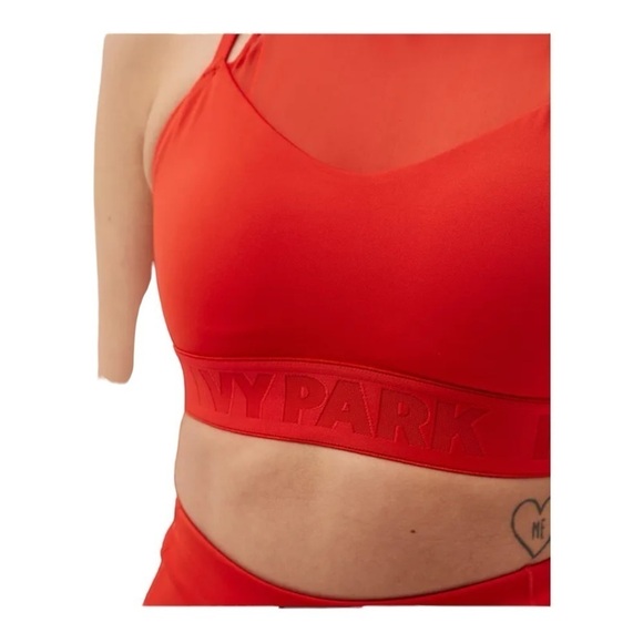 Ivy Park Adidas Red Mesh High Neck Sports Bra & High Rise Leggings Set Size 1X - Picture 12 of 16